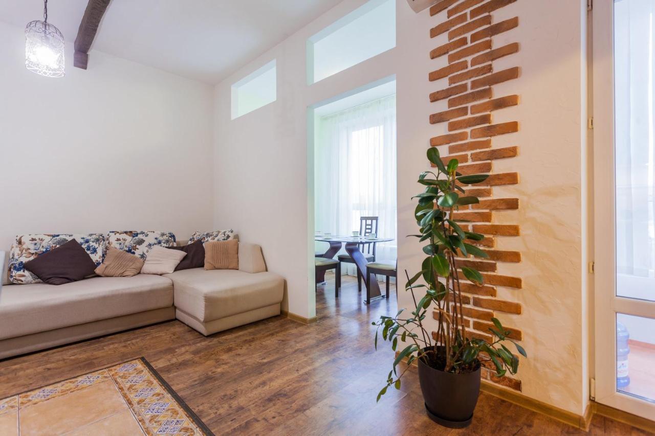 Navit Apartments With Breakfast, Near The Railway Station, The City Center, The Park Kijów Zewnętrze zdjęcie